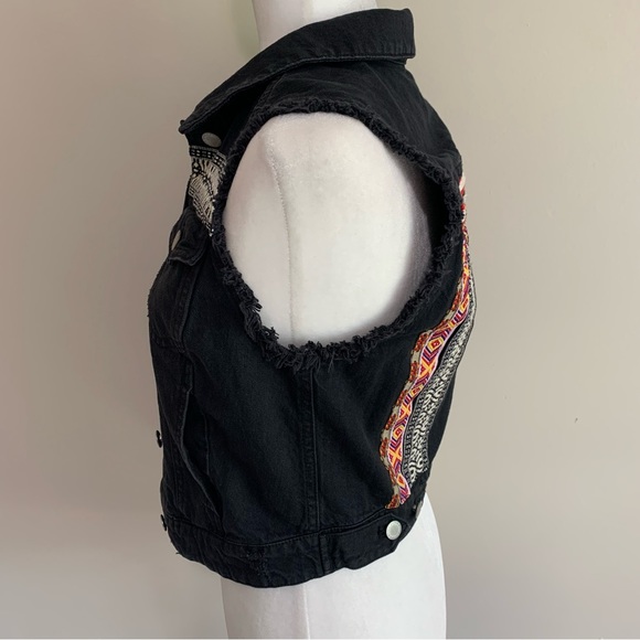 H&M Coachella Official Collection Denim Raw Hem Embroidered Vest - Picture 10 of 10